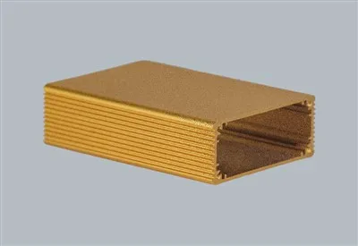 ¿Cuáles son los factores que afectan la transferencia de calor en las carcasa...